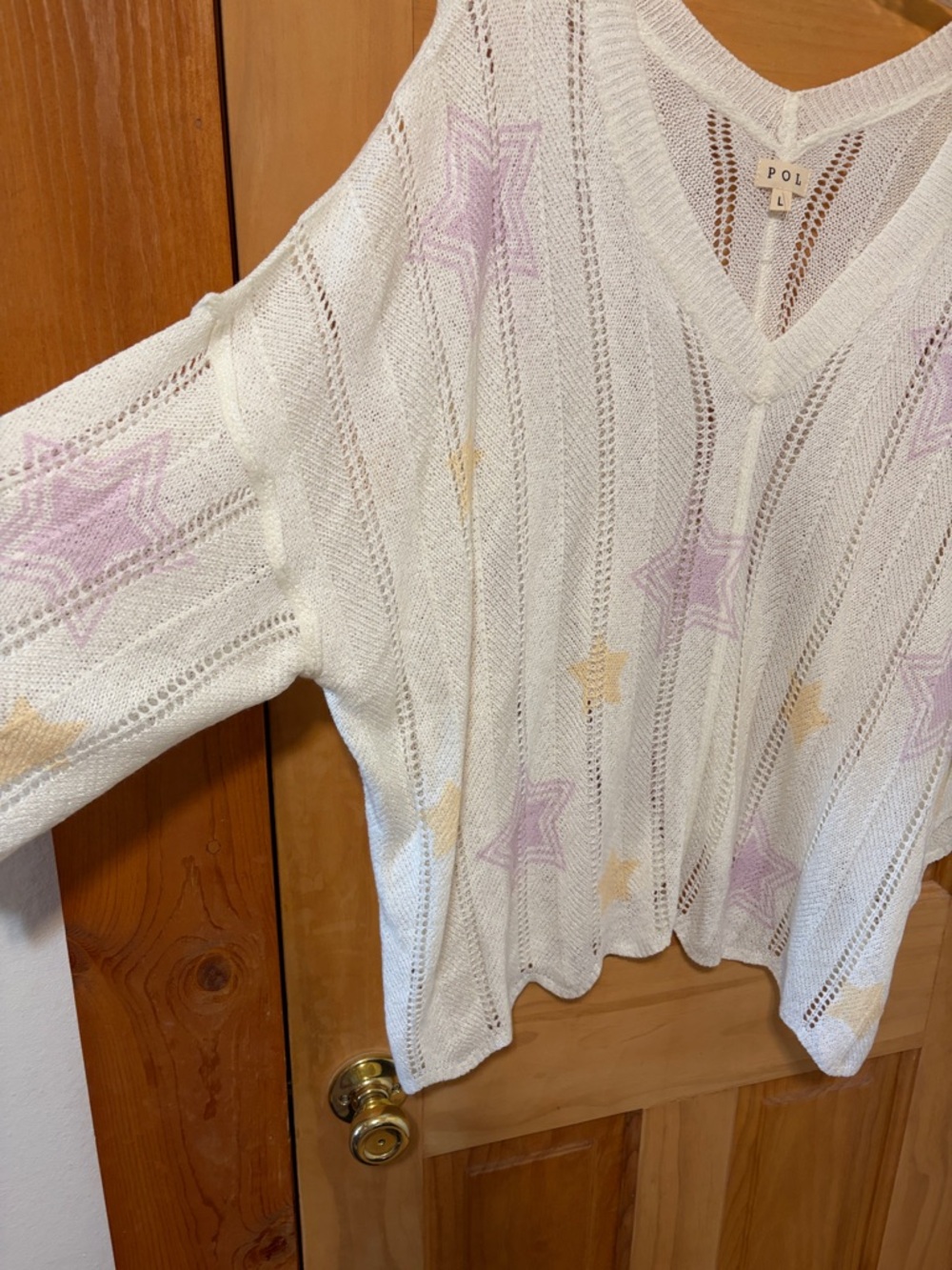 POL Cream Open-Knit V-Neck Sweater with Pastel Stars - Picture 5 of 16